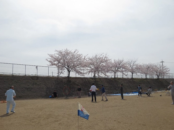 お花見の軽スポーツ