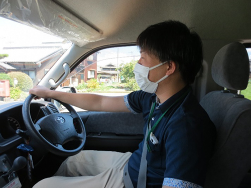 雄岡病院作業療法・買い物プログラム・運転中