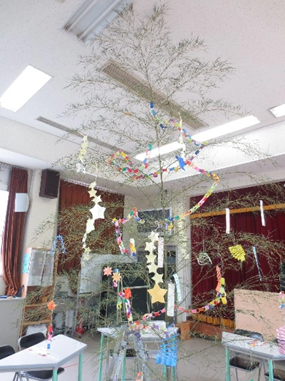 雄岡病院の七夕会：七夕の竹