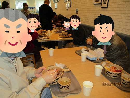 雄岡病院12月ブログ:SUMA　SEA　WORLDでの食事風景1