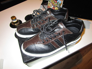 雄岡病院スポーツクラブ：ボウリング大会：ボウリングシューズ