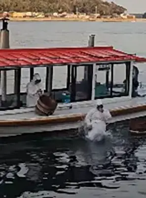 雄岡病院の職員慰安旅行（2026年）：あまさんの実演を見学